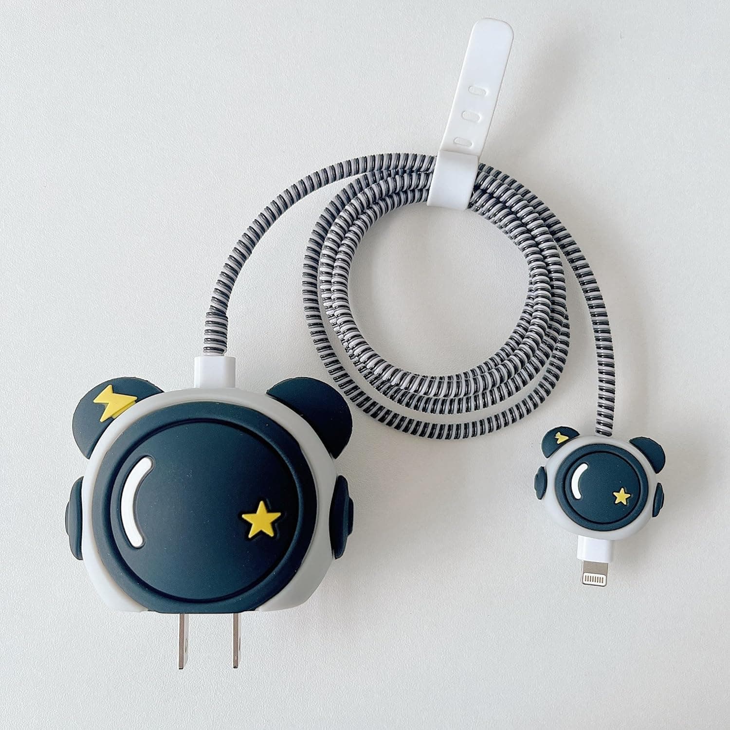EDNITA 3D Astronaut Cable Protector for iPhone 18W/20W Charger at ₹158 – Amazon