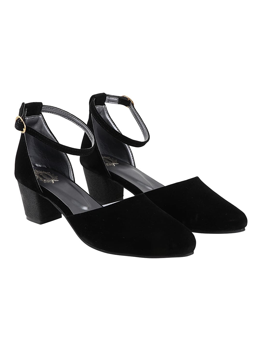 Shoetopia Women Suede Ballet Flats at ₹294 (71% Off) – Amazon